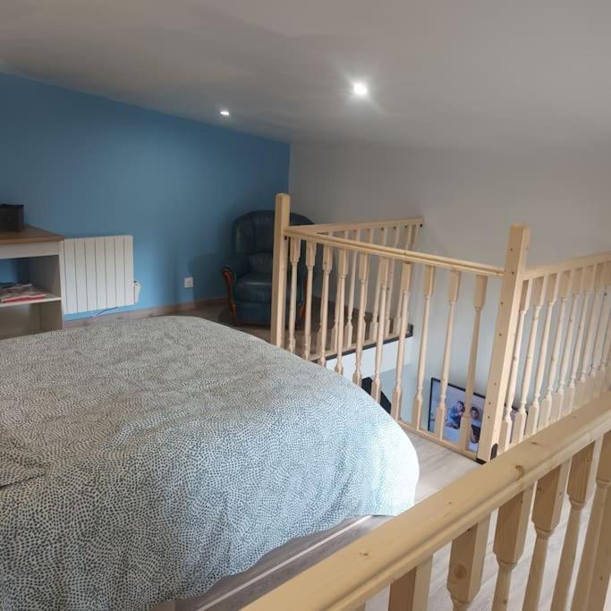 Loft Entier, Calme, Fibre Et Wifi Lägenhet Saint-Quentin  Exteriör bild