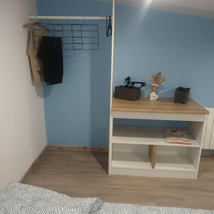 Loft Entier, Calme, Fibre Et Wifi Lägenhet Saint-Quentin  Exteriör bild